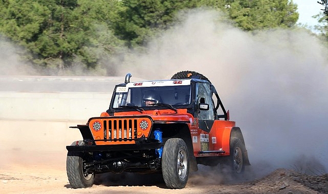 Offroad Heyecanı Baja Attalos ile Kepez’de Yaşandı