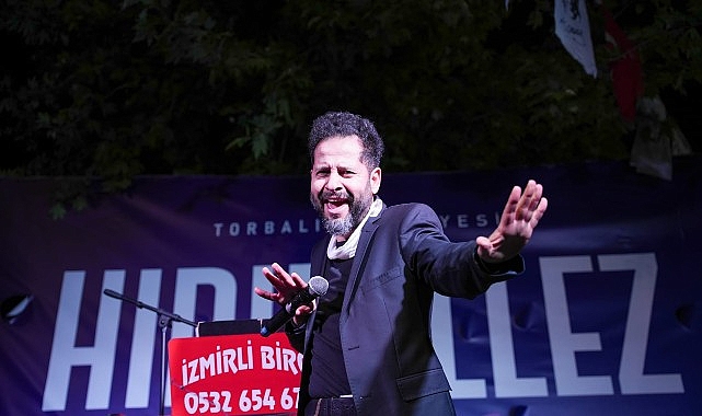 Binler Ateşten Atladı, Gece Müzikle Şenlendi