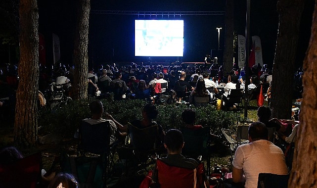 İznik’te Yazlık Sinema Sezon Finali Yaptı
